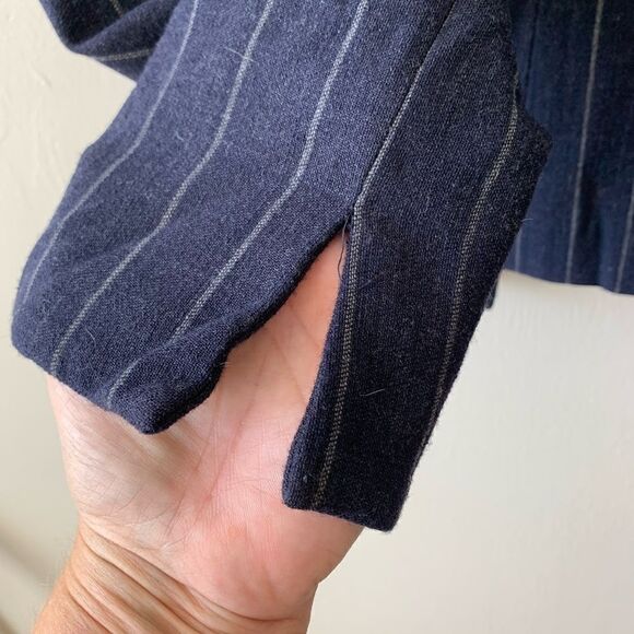 Armani Collezioni Blue pinstriped peplum jacket size 2 - Picture 7 of 11